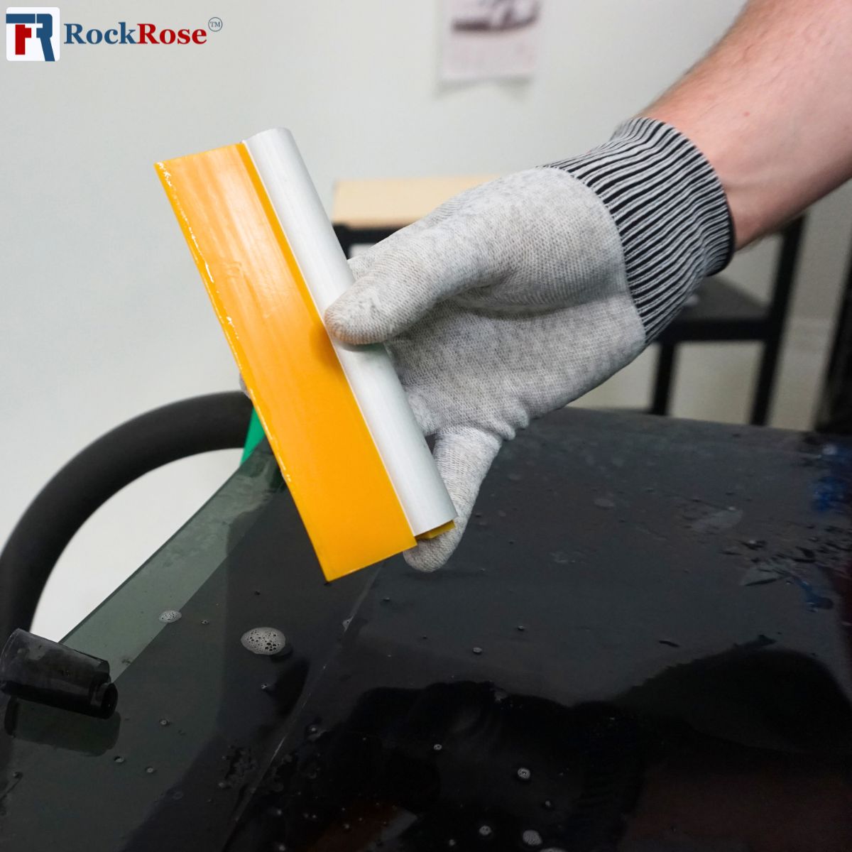 Turbo Squeegee 3.9" x 2.7"